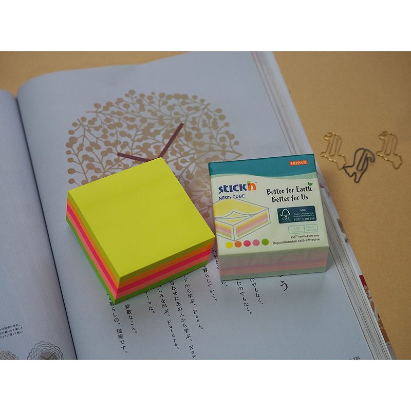Notekube FSC 76x76 400 ark Assorteret Neon Kartonomslag - Billede 2